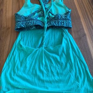 Lululemon tank with built in sports bra